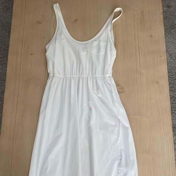 H&M white beach dress - Picture 1 of 2